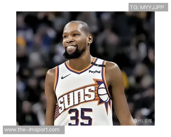 KD谈转会勇士后轻松打球体验称老雷霆队友多为单一功能型球员 KD谈转会勇士后轻松打球体验称老雷霆队友多为单一功能型球员